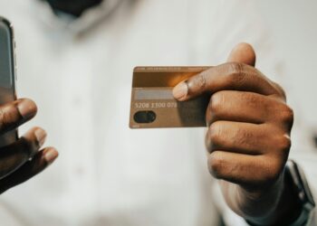 The Impact of Smart Technologies on Customer Experience in Africa 1 The Impact of Smart Technologies on Customer Experience in Africa